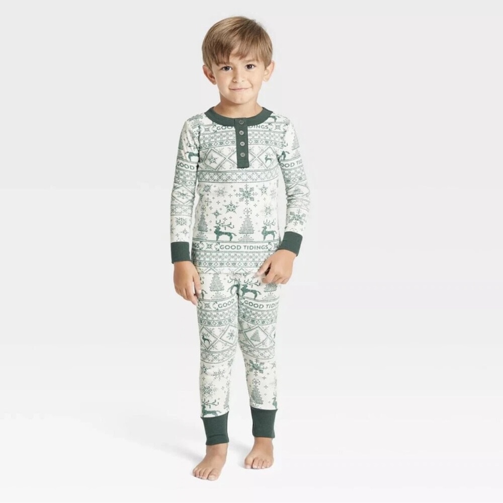Hearth & Hand Kids' Reindeer Good Tidings 2pc Pajama Set, Green/Cream Size 18M - Picture 2 of 3